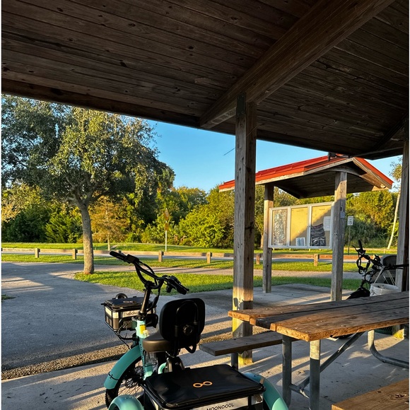 Meet your Posher, Michele - Picture 3 of 5